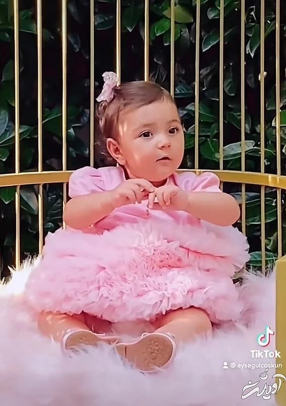 دختر عایشه گل